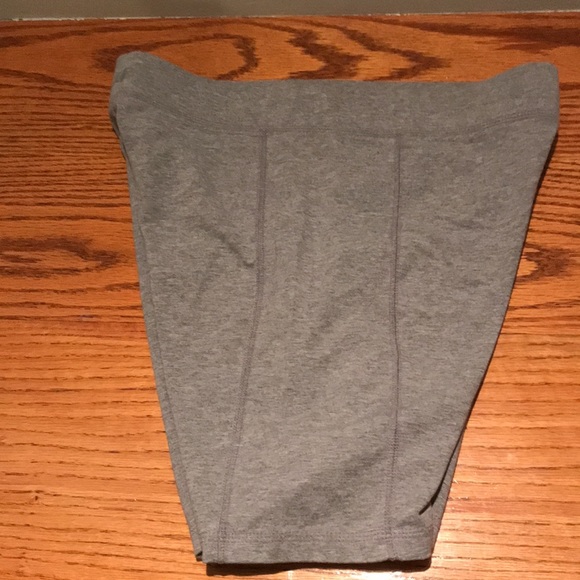 NordicTrack large shorts with wide waist band, cotton polyester and spandex - Picture 7 of 7